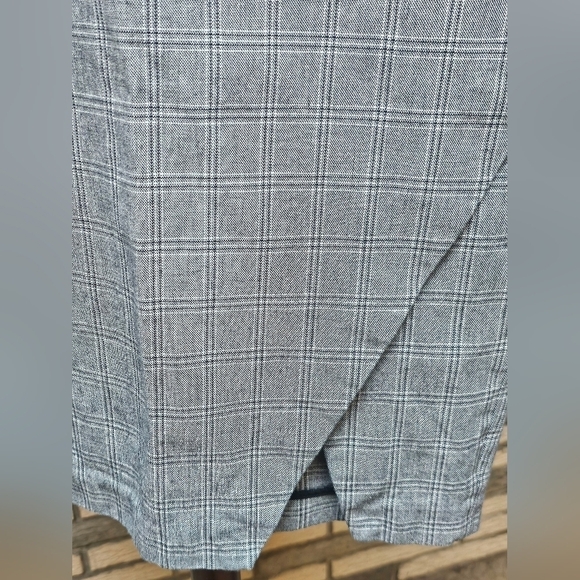 Banana Republic Skirt Sz 8 Excellent condition - Picture 1 of 8